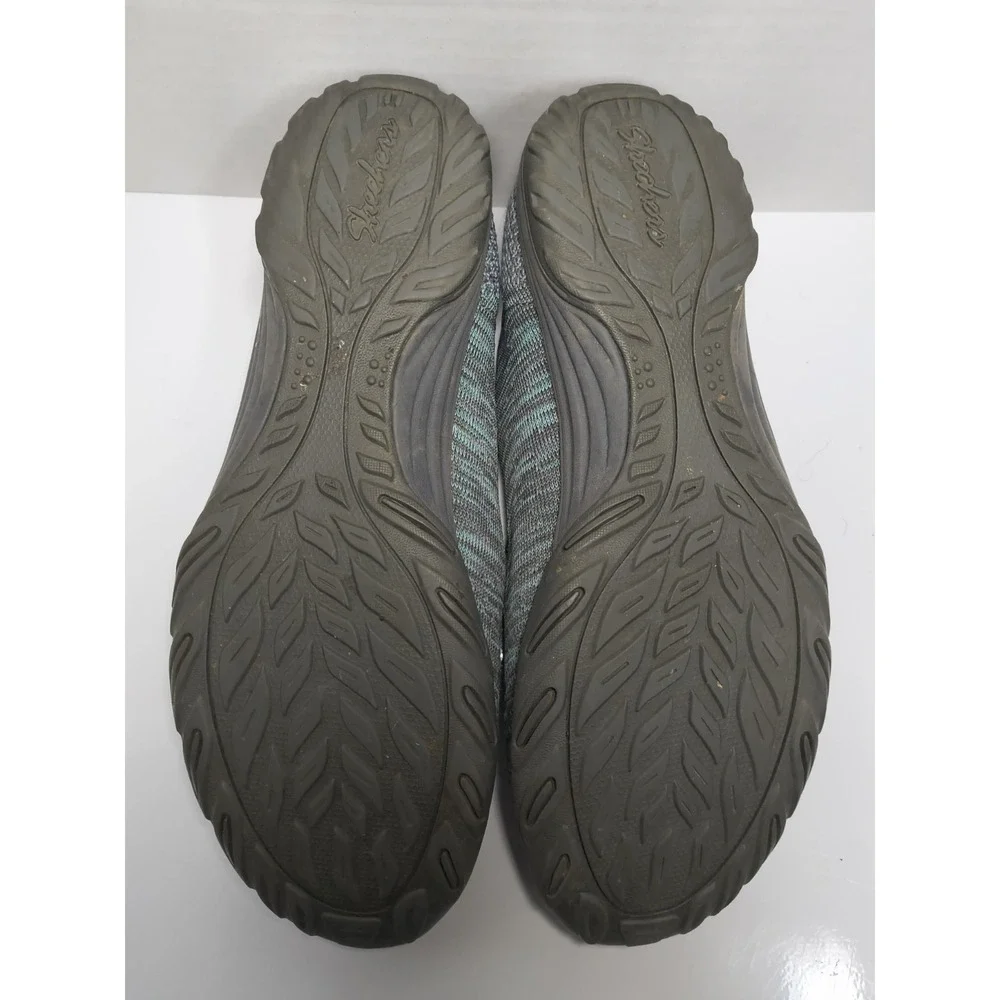 Skechers Womens 9.5 Empress Classic Fit Slip On Sneakers Walking Shoes Gray Teal